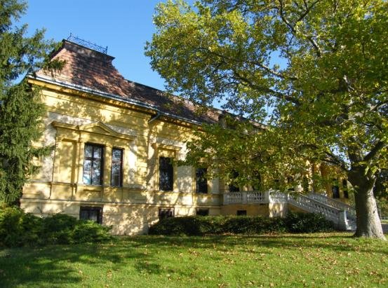 04_Meszleny-Wenckheim kastély